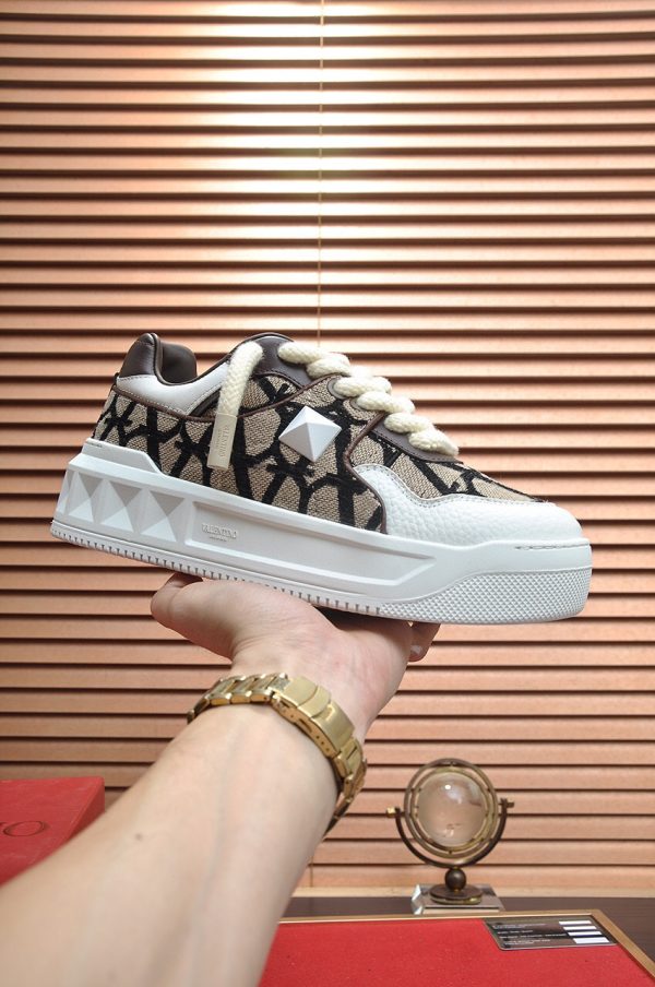 IMG_4850 Zapatillas Valentino Garavani One Stud XL